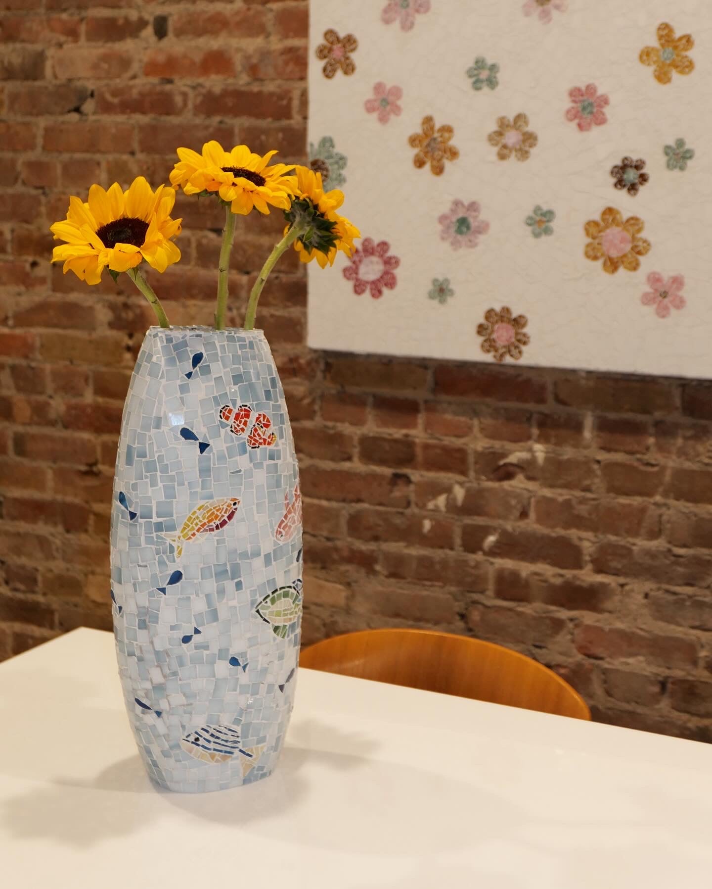 ‘a vase of fish’