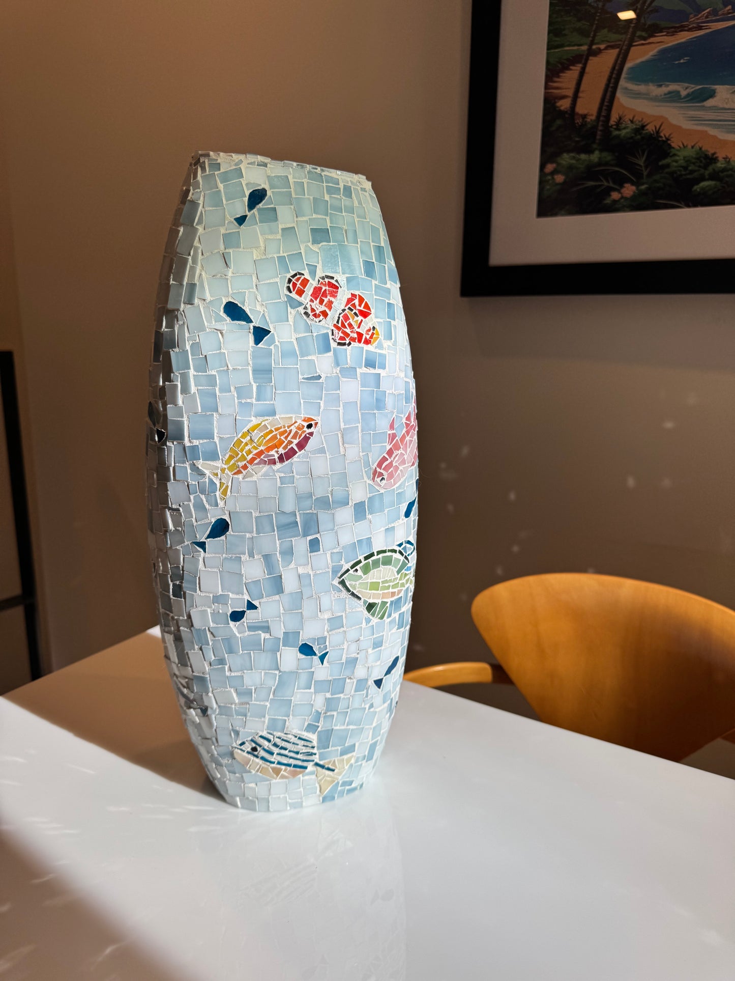 ‘a vase of fish’